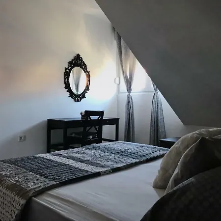 Apartment Central Perk